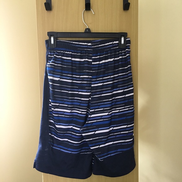 Nike DriFit Striped Shorts - Picture 7 of 7